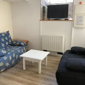  Appartement T2 Atypique Au Centre